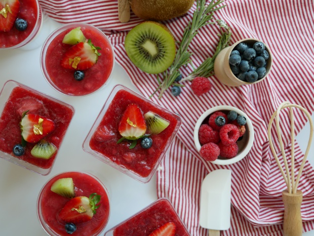 Matcha Choco Crust Cheese Cake, Yogurt Raspberry Cheese Pie, Strawberry Panna Cotta